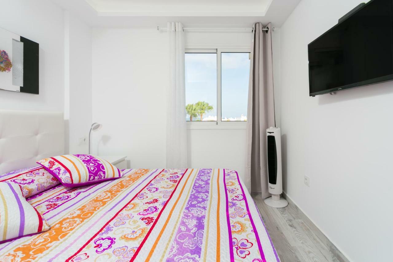 Apartment 408 Enchanting El Dorado Accommodation, Sea View! Playa de las Americas (Tenerife)
