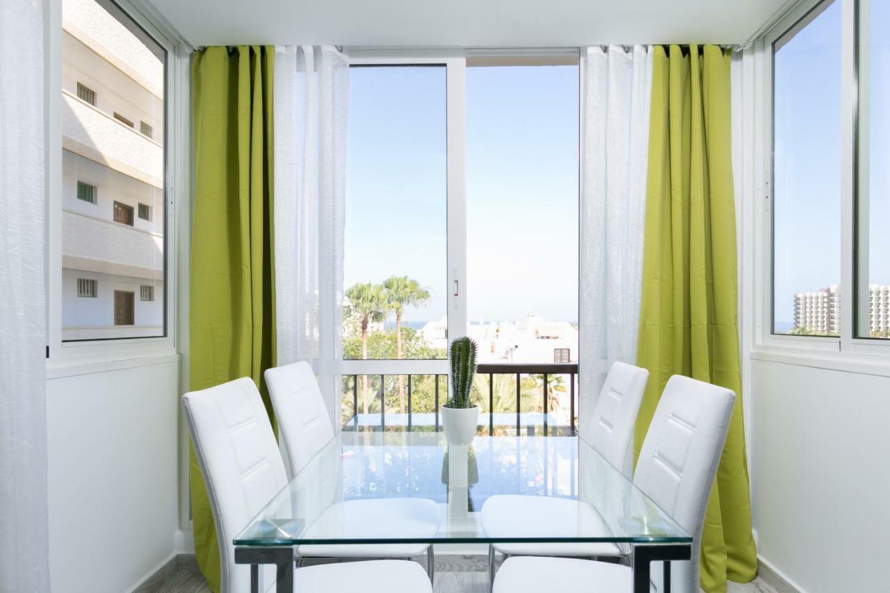 408 Enchanting El Dorado Accommodation, Sea View! Playa de las Americas (Tenerife)