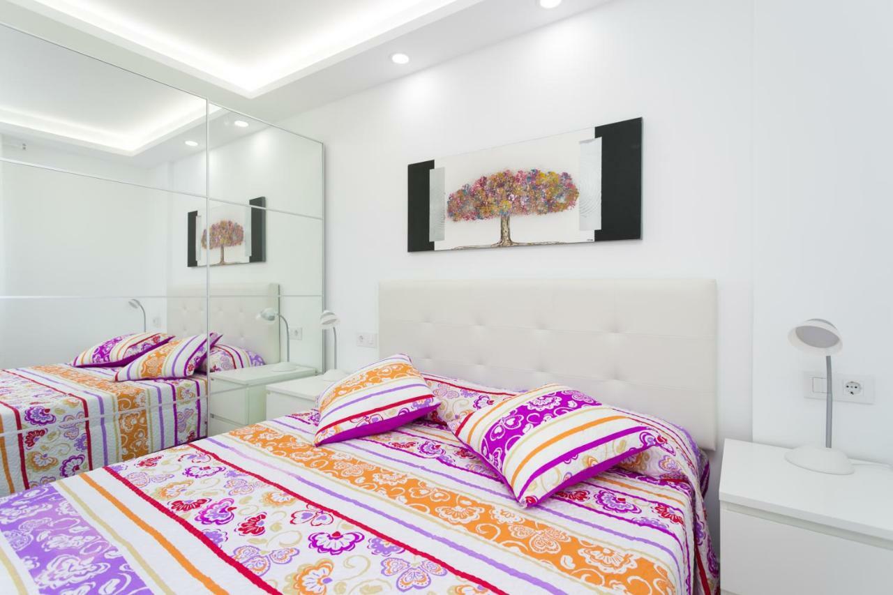 408 Enchanting El Dorado Accommodation, Sea View! Playa de las Americas (Tenerife)